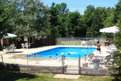 Tobermory Village Campground