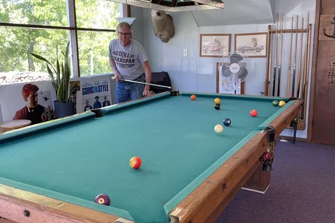 Royal Oaks Legendary Lodging Campground