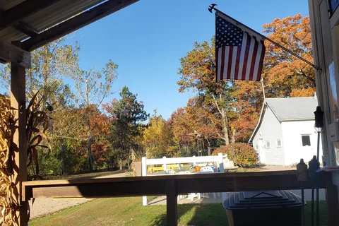 Royal Oaks Legendary Lodging Campground