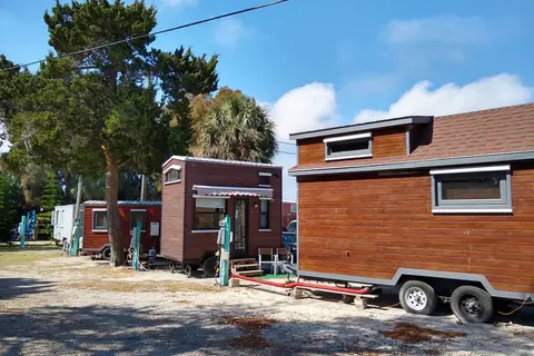Sunset Isle RV Resort