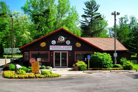 Yogi Bear’s Jellystone Park™ Camp-Resort: Silver Lake