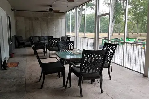 Oak Hollow Campground