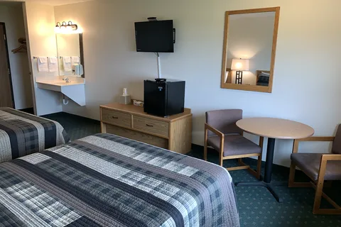 Bob's Resort Inc