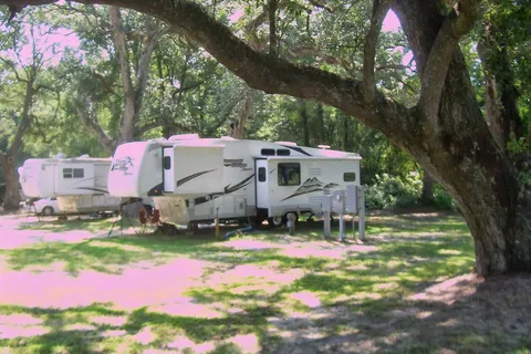 Cindy's Motel and RV Park