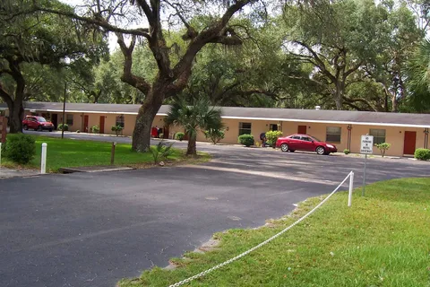 Cindy's Motel and RV Park