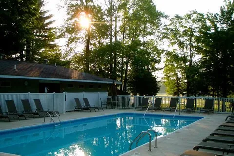 Tri Ponds Family Camp Resort