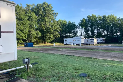 Dub'l R RV Park