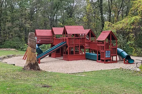 New Glarus Woods State Park