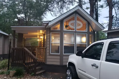 Claboughs Campground and Cabins