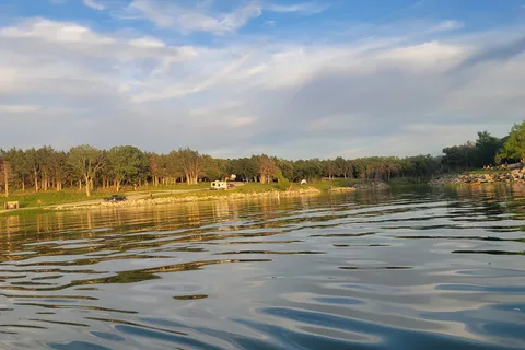 Walnut Grove - Milford State Park