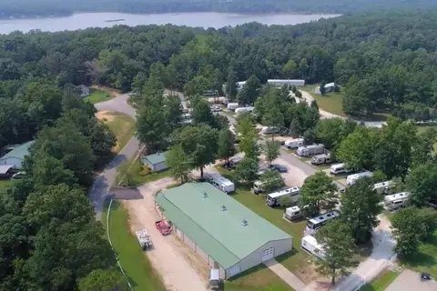 Eagle's Nest RV Park
