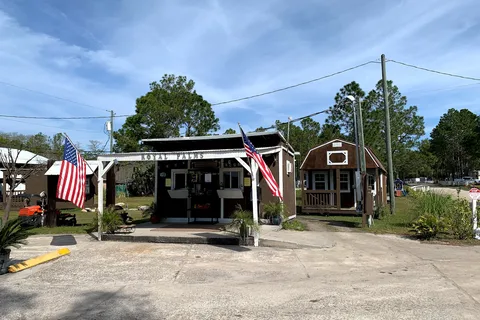 Royal Palms RV Resort and Campground