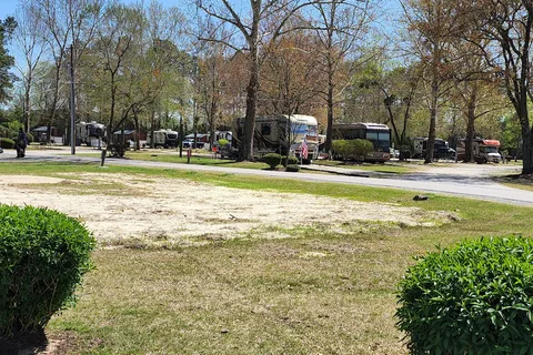 Fayetteville RV Resort and Cottages