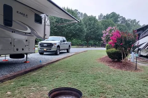 Fayetteville RV Resort and Cottages