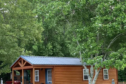 Fayetteville RV Resort and Cottages