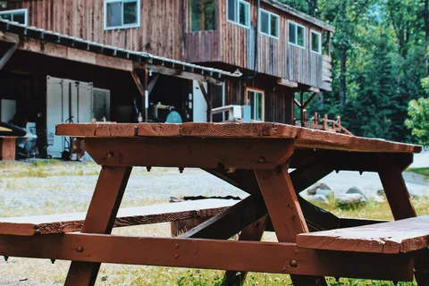 Creekbend Cafe & Acres