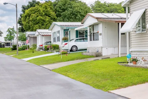 Blue Jay RV Resort