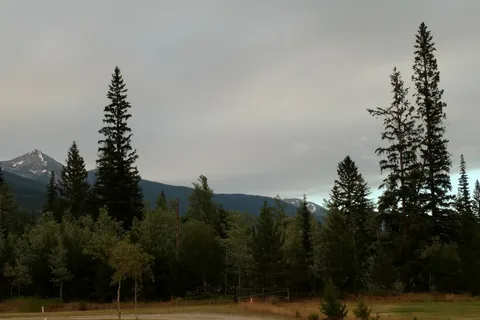 Irvins Park and Campground
