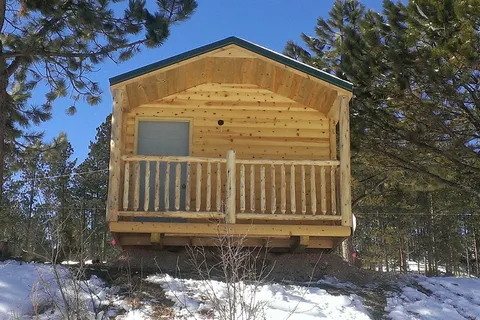 Larsson's Crooked Creek RV Resort, Lodge and Cabins