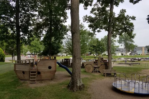 Manapogo Park