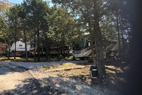 Lakeview Campground