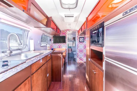 Hart's Camp Airstream Hotel and RV Park