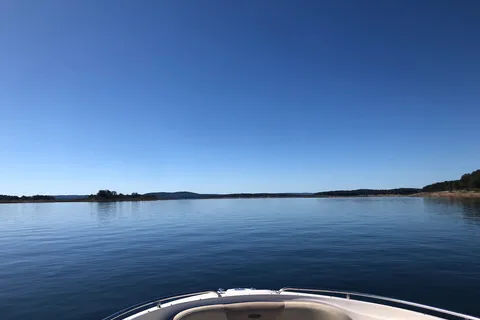 Pontiac Cove Marina and Lake Harbour Resort