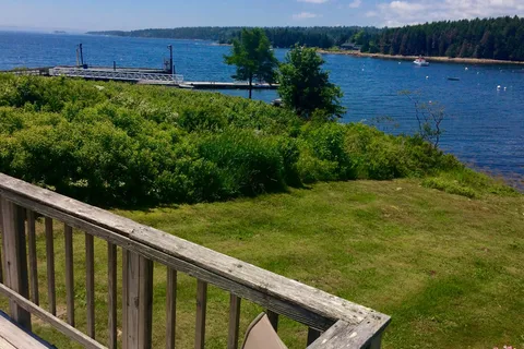 MainStay Cottages and RV Park