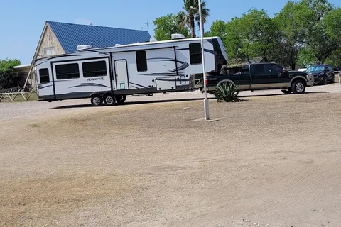 Mustang Hollow Campground