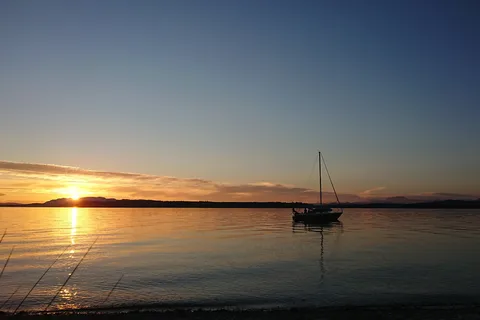 Smelt Bay Provincial Park