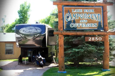 Lake Park Campground and Cottages