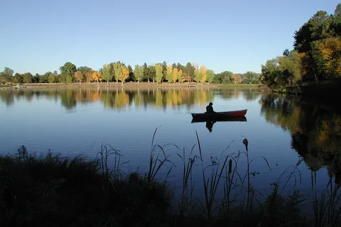 Lake Park Campground and Cottages