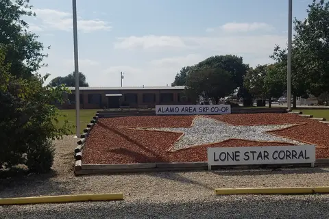 Lone Star Corral Escapees RV Park