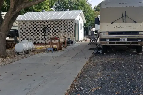 Lone Star Corral Escapees RV Park