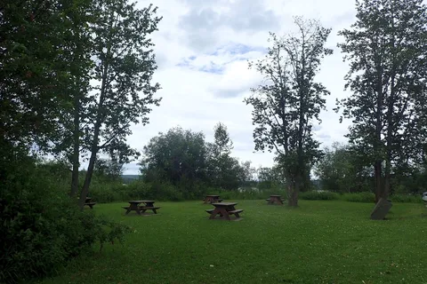 Swan Lake Provincial Park
