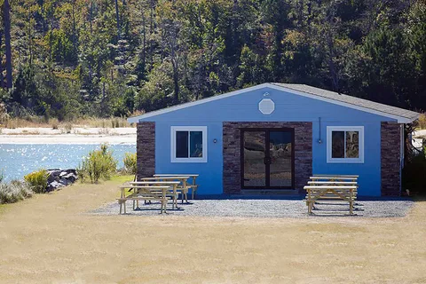 Sun Retreats Gwynn's Island