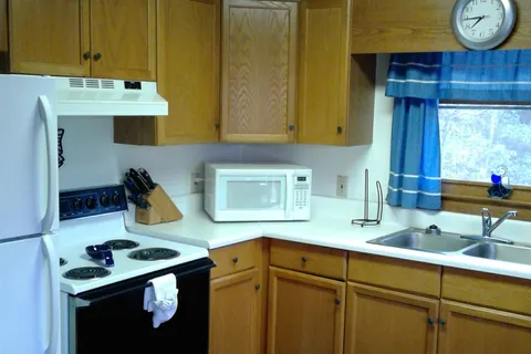 Creekwood Resort Campground and Cabins