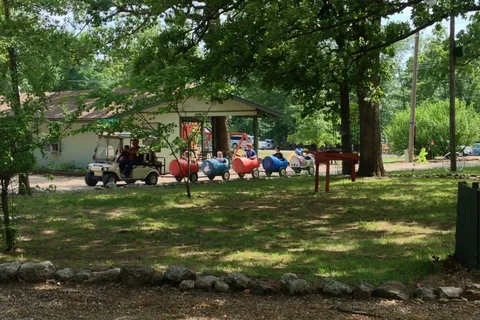 Majestic Oaks RV Park and Campground