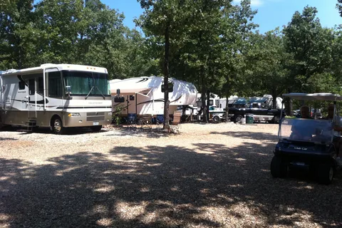 Majestic Oaks RV Park and Campground