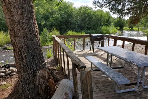 Little Creel Resort