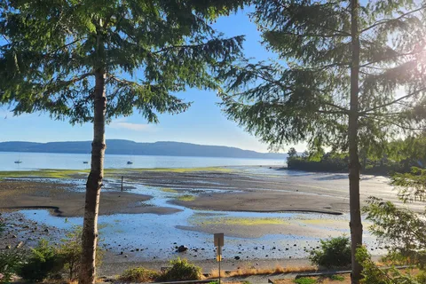 Osborne Bay Resort
