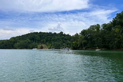 Mountain Cove Marina