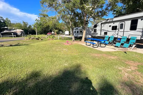 Island Retreat RV Park