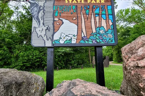 Sakatah Lake State Park