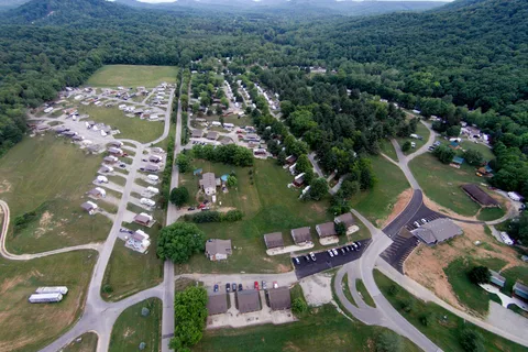 Long's Retreat Family Resort