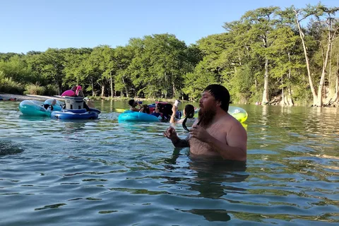 Nana's RV Park On the Frio