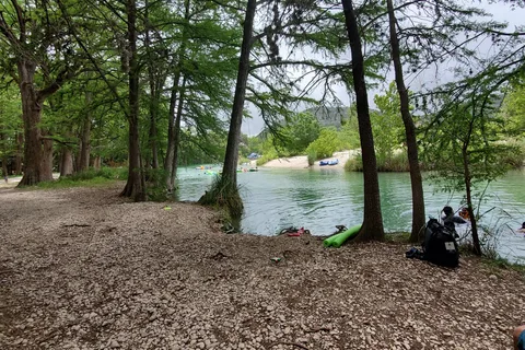 Nana's RV Park On the Frio