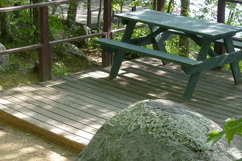 Bunganut Lake Camping Area