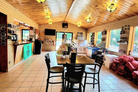 Alpine Lake RV Resort