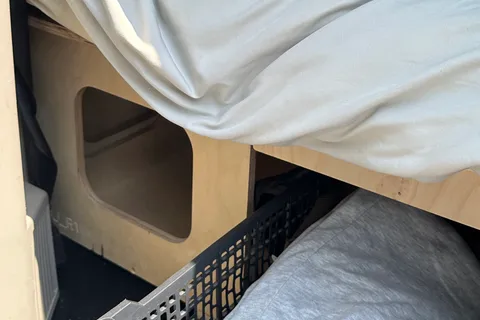 Alti’s Campervan